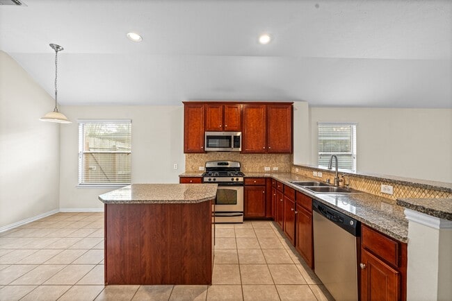 Building Photo - 7703 Stone Arbor Ln