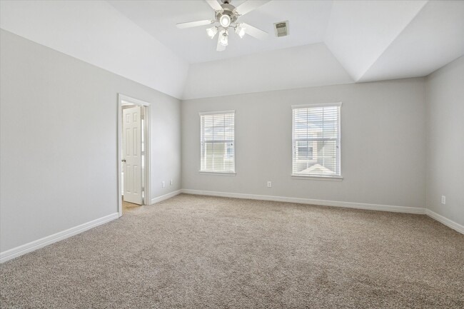 Building Photo - 2624 Detering St