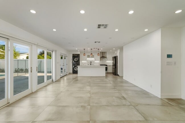 Building Photo - Newly Rebuilt Luxury 3 Bed Home with Pool, Designer Kitchen, Huge Courtyard, Near Topanga Mall