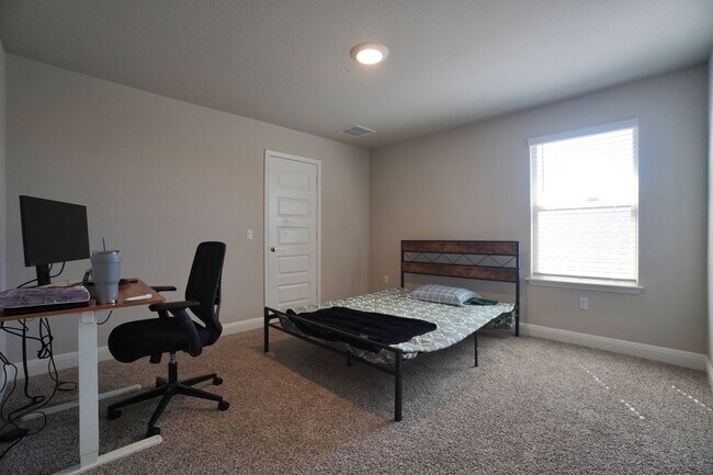 Building Photo - 16716 Casa Anna Dr.
