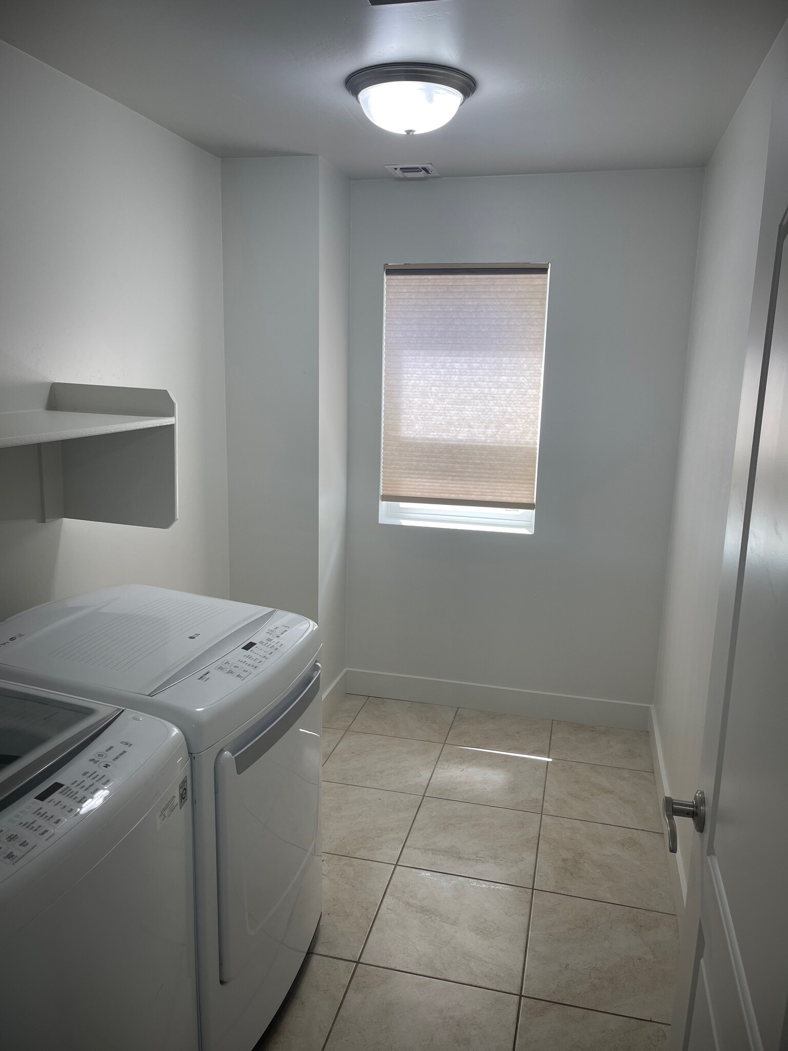 Laundry Room - 2317 W Mission Timber Cir