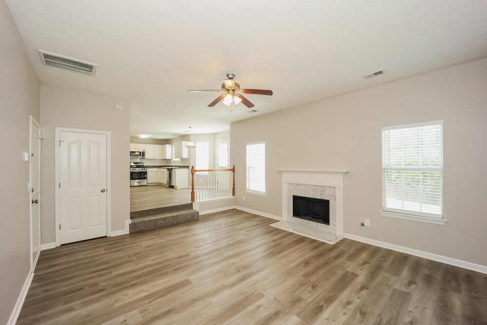 Building Photo - 6 St Charles Pl