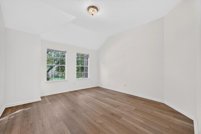 Building Photo - 1727 Emma Cove Ct