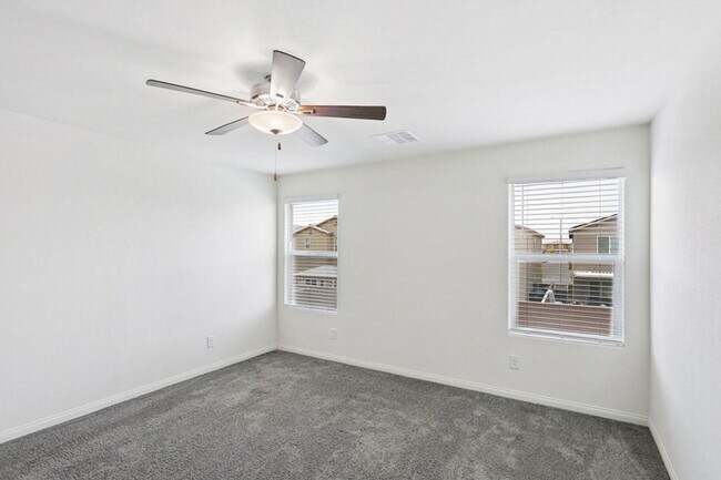 Building Photo - 4 Bed, 2.5 Bath Home In A Gated Community ...