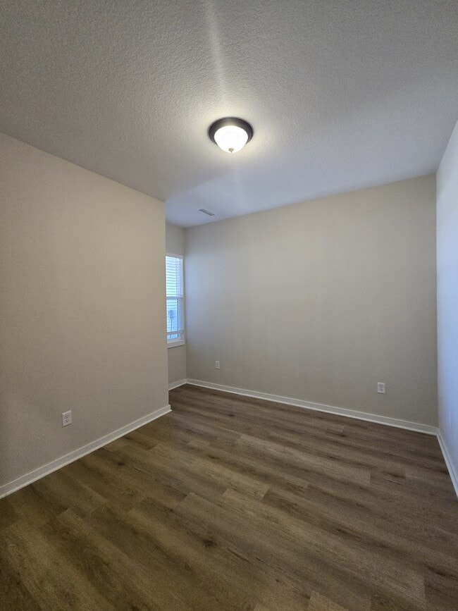 Building Photo - 12195 Fennec