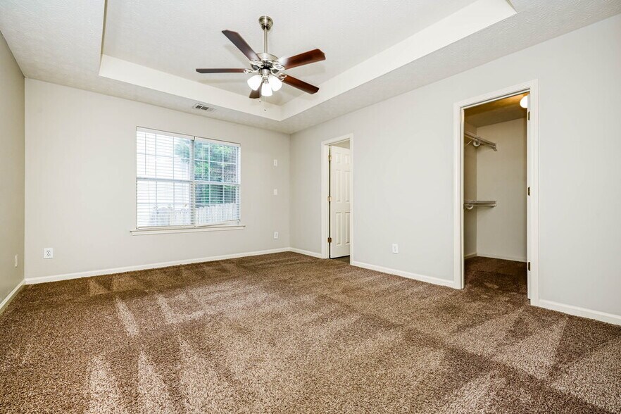 Building Photo - 1790 Courtyard Ln