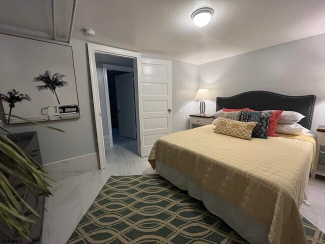 Building Photo - 6 N Nashville Ave