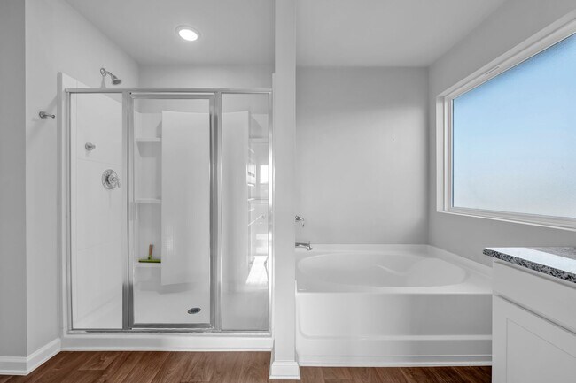 Building Photo - Charming 4BR / 2BA rental in desirable Daphne, AL — great neighborhood, move-in ready.