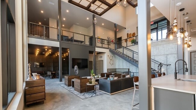 Building Photo - 950 Brittany Park Dr