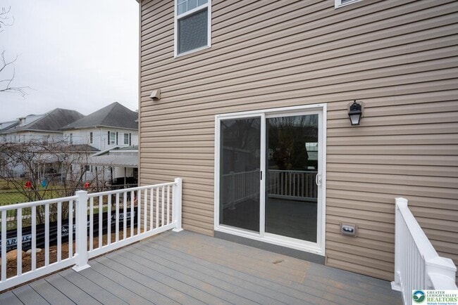 Building Photo - 1641 Riegel St