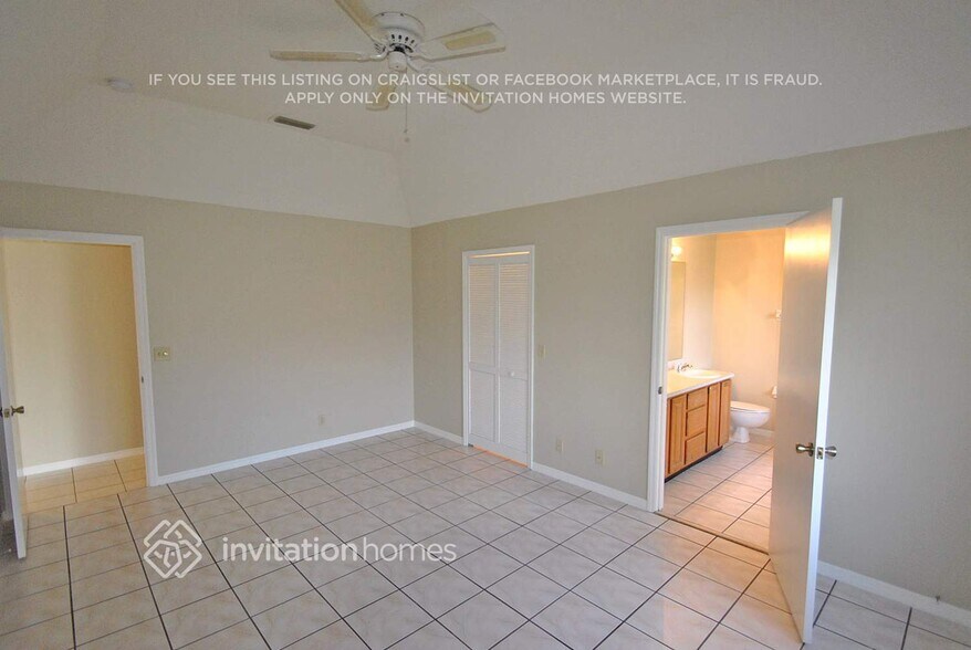Building Photo - 3754 Woods Walk Blvd