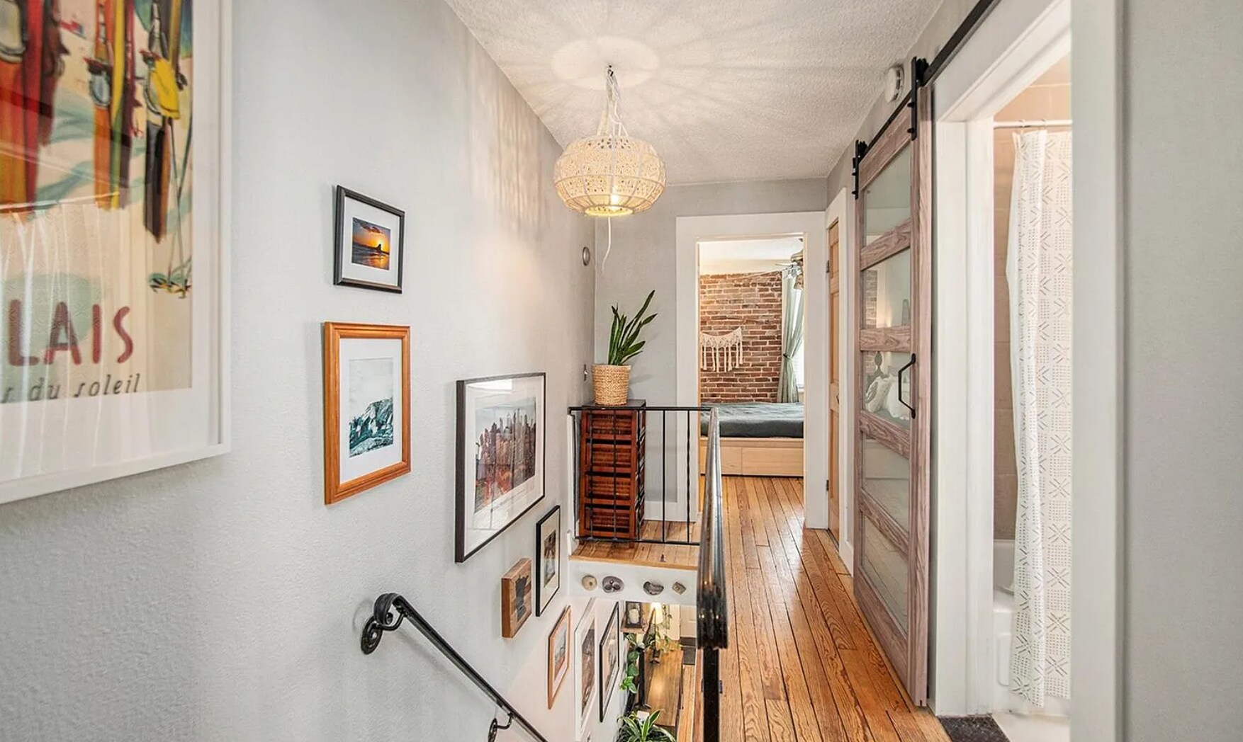 Building Photo - 121 E 8th Ave