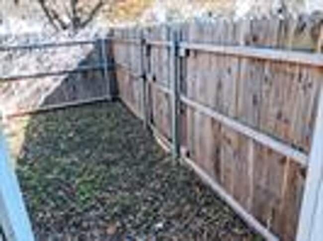 Building Photo - 6403 Hollis Ave