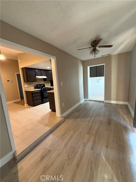 Building Photo - 1260 Mirage Dr