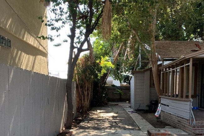 Building Photo - 6222 Banner Ave