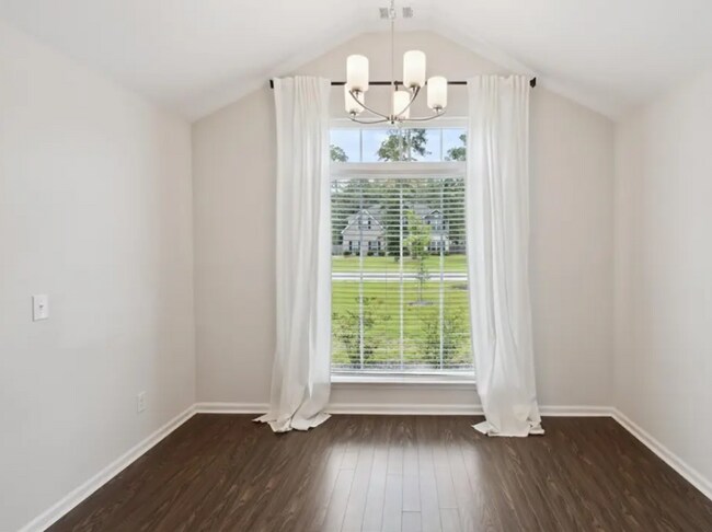 Building Photo - Beautiful 4BR Home in Gated Ramsey Landing!