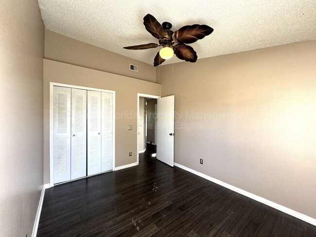 Building Photo - 2802 Curry Village Ln