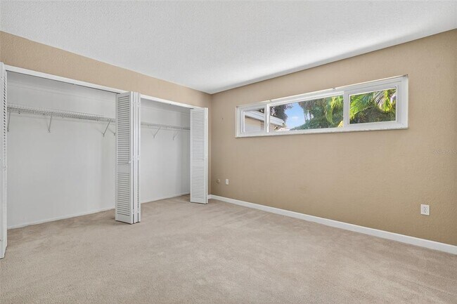 Building Photo - 4300 50th Pl S