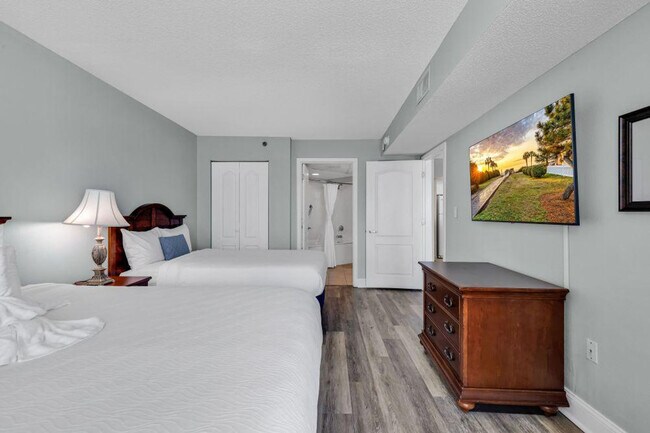 Building Photo - 2560 N Ocean Blvd