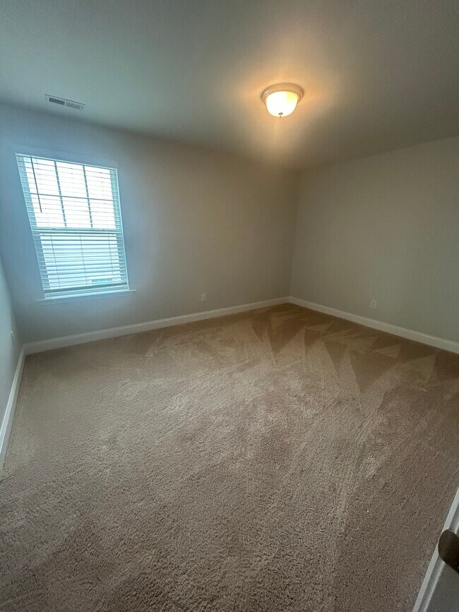 Building Photo - 815 Harmony Ranch Ln