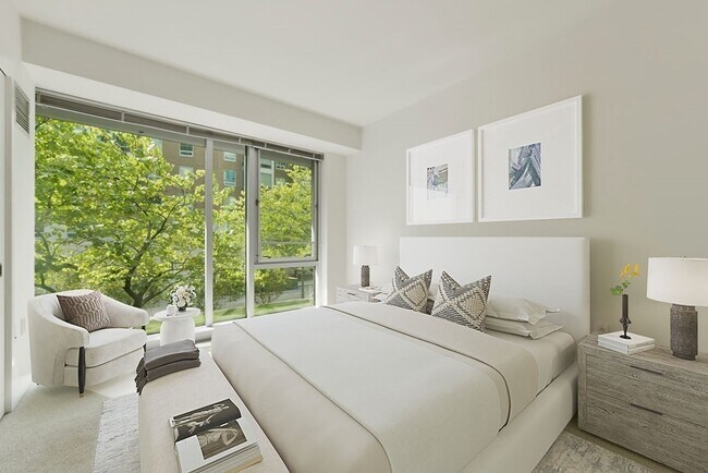 Building Photo - 2 Earhart St