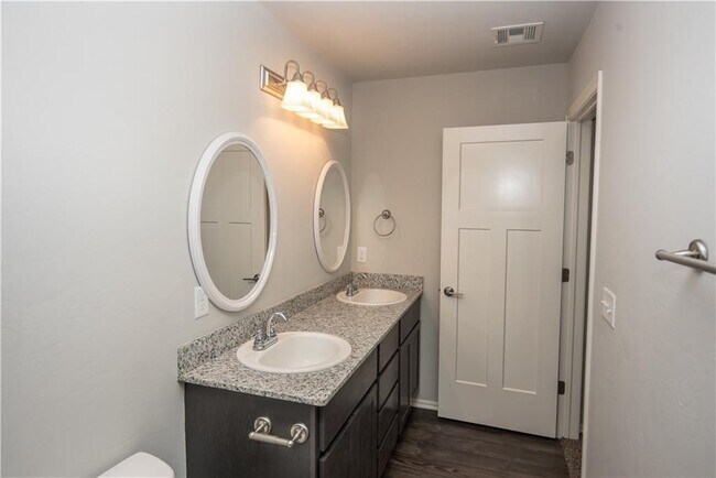 Building Photo - 8800 SW 45th Terrace