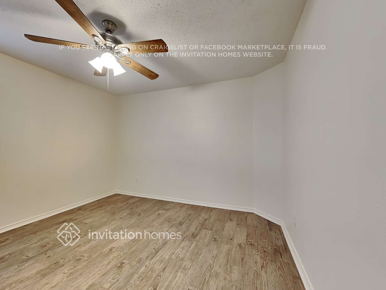 Building Photo - 3917 Fox Run Dr