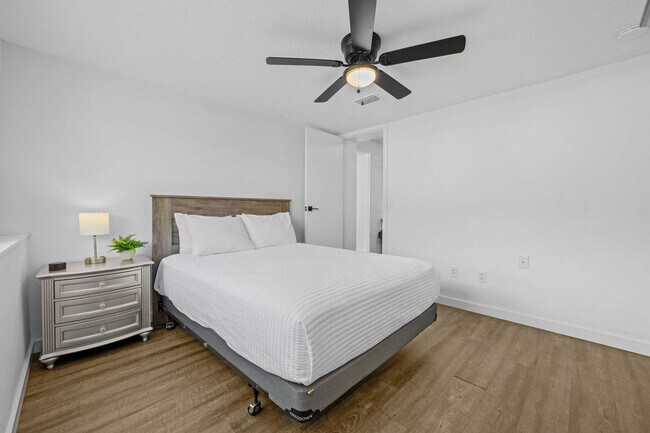 Building Photo - 2229 Alice Rd