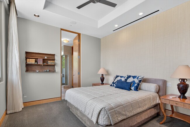 Building Photo - 17534 Los Morros