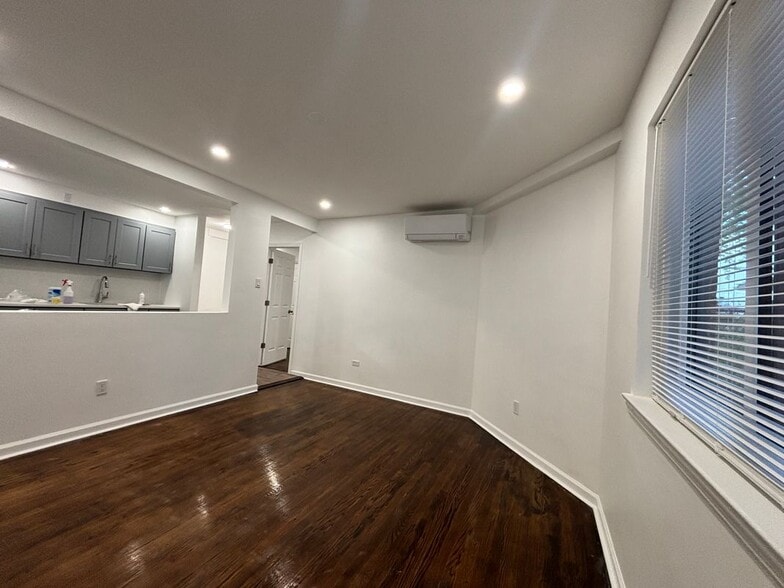 Building Photo - 4252 Monticello Ave