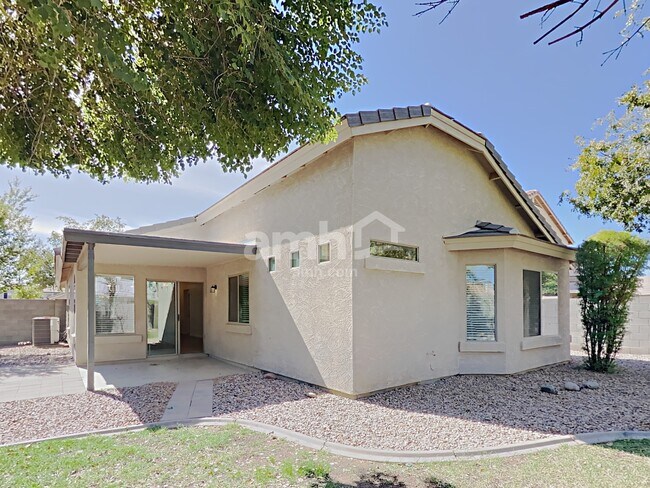 Building Photo - 17768 W Hearn Rd