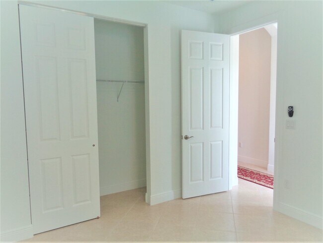 Building Photo - 2597 Bella Vista Cir
