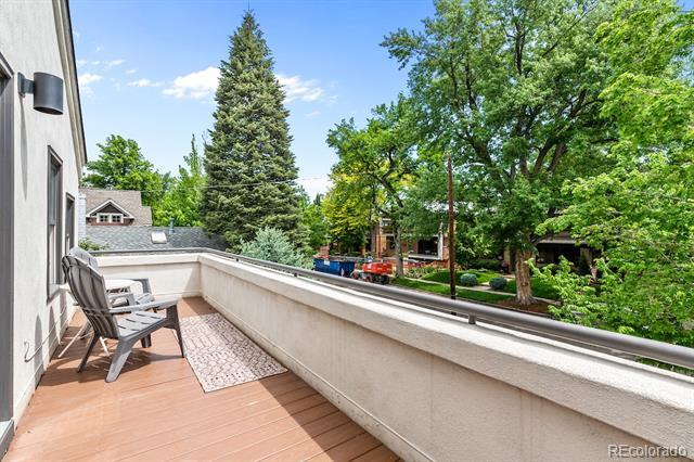 Building Photo - 1065 S Race St