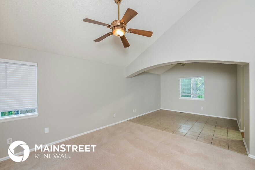 Building Photo - 2229 S Truckee St