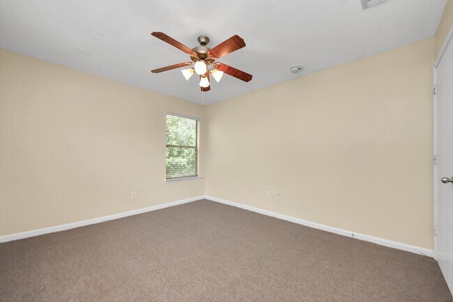 Building Photo - 8127 Tassel Field Ln