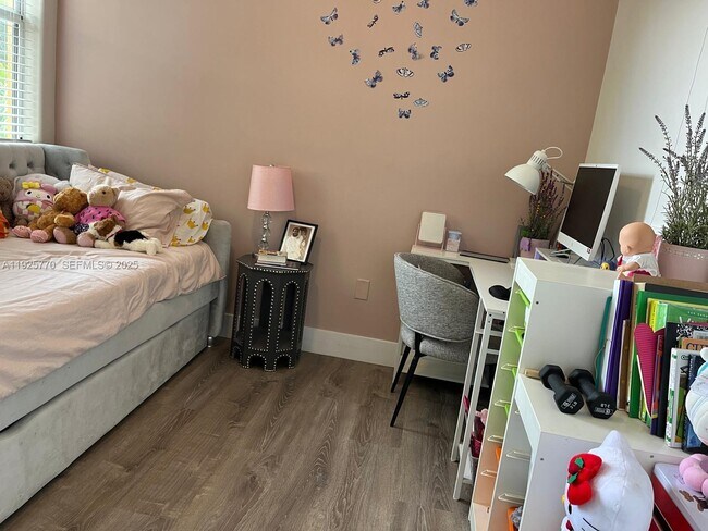 Building Photo - 10866 NW 51st Ln