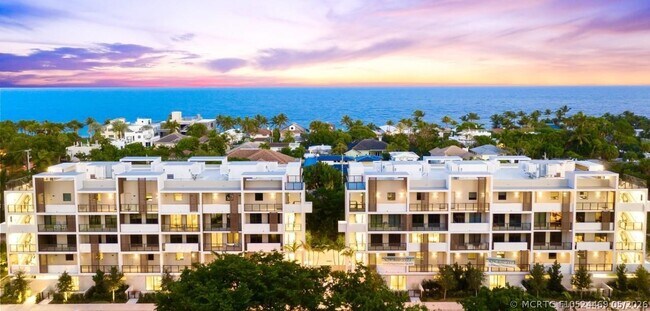 Building Photo - 3040 N Ocean Blvd