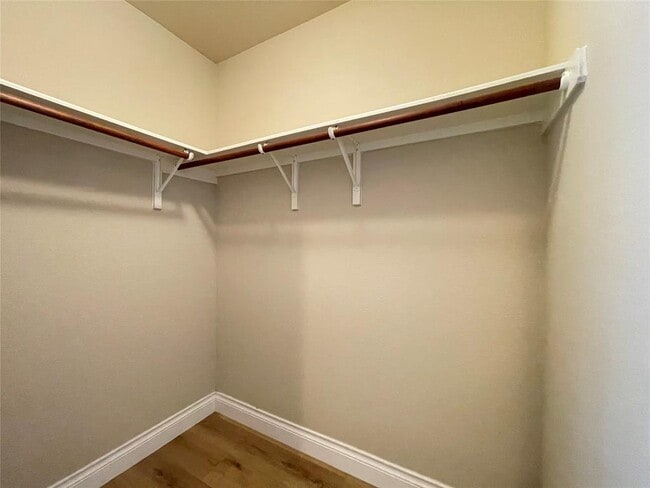 Building Photo - 15203 Lucian Dr