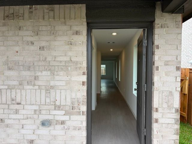 Building Photo - 3020 Huntersville Dr