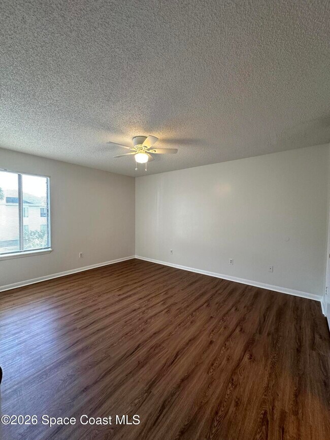 Building Photo - 3535 Sable Palm Ln