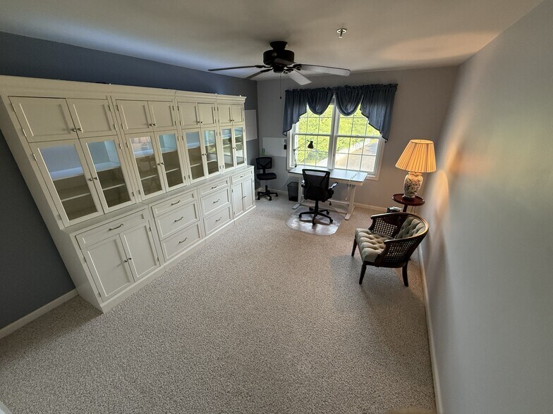 Building Photo - 20374 Blue Point Dr