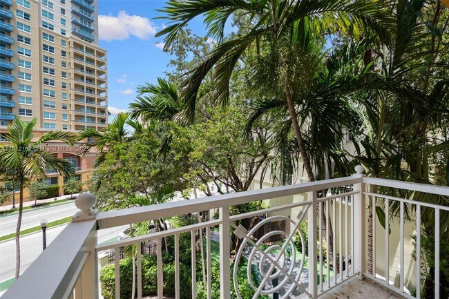 Building Photo - 100 Jefferson Ave