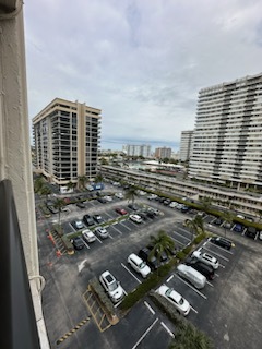 Building Photo - 2049 S Ocean Dr