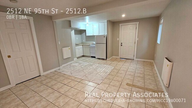 Building Photo - 2512 NE 95th St