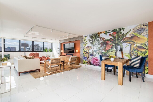 Building Photo - 400 N Flagler Dr