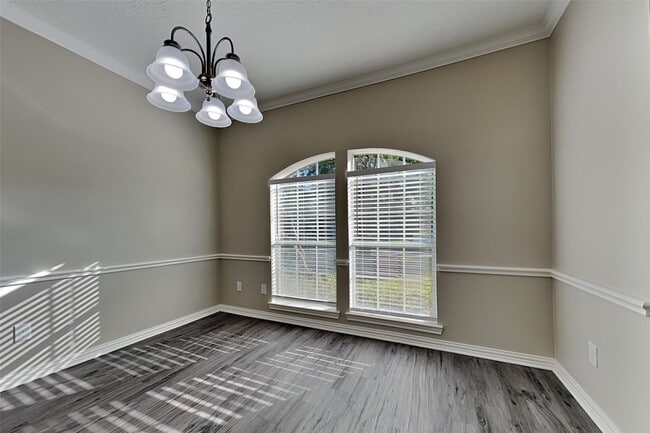 Building Photo - 30215 Stoney Plain Dr