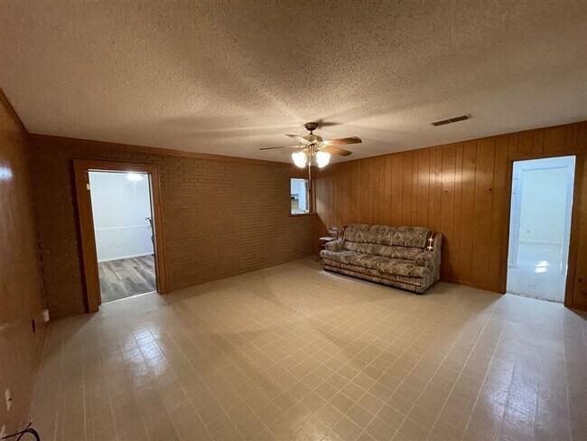 Building Photo - Bossier City LA 4 bed 3 bath for lease | S...