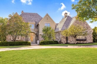 Building Photo - 11560 N Canterbury Dr