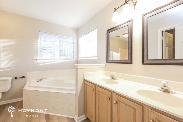 Building Photo - 205 S Birkenstock Dr