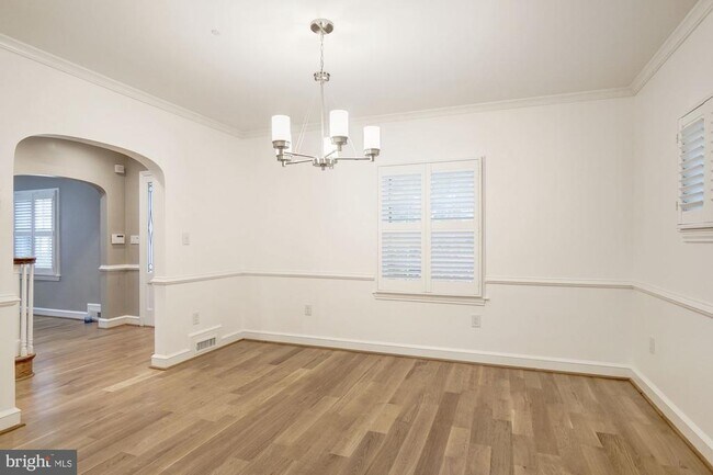 Building Photo - 1626 Kalmia Rd NW